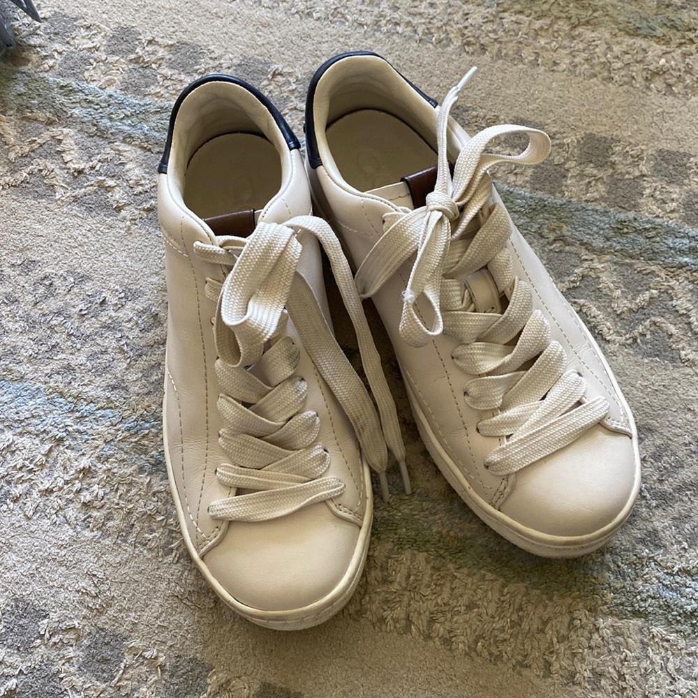 Coach low top white sneakers